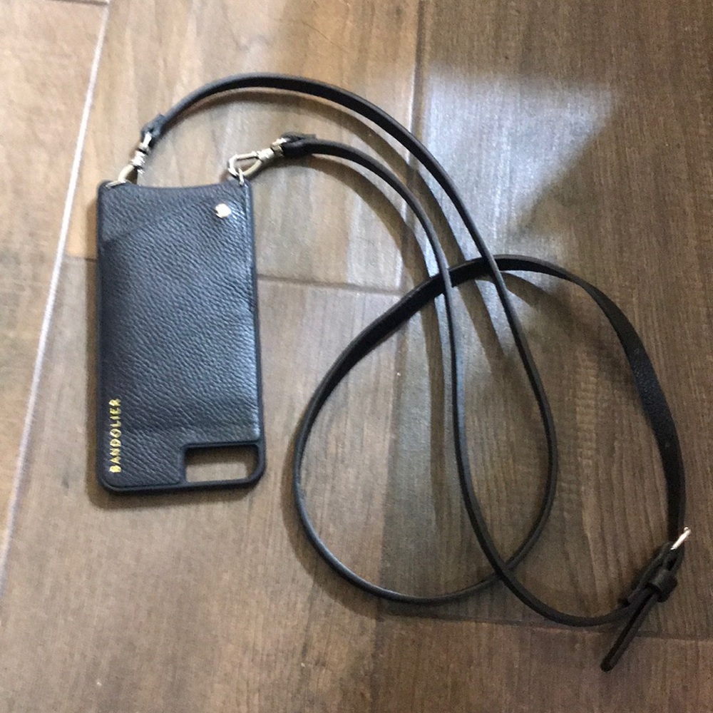 Bandolier iPhone 8 carry